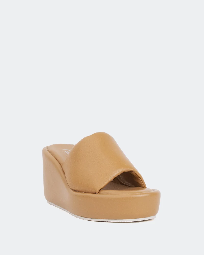 Dolores Tan Leather