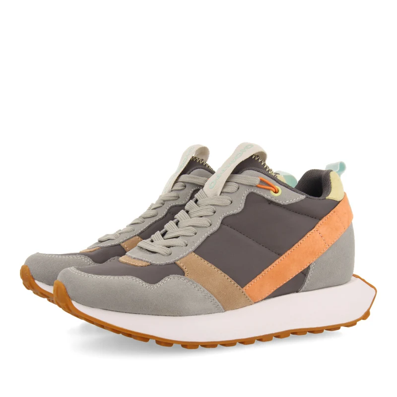 Vincly women's grey retro-style sneakers with inner wedges