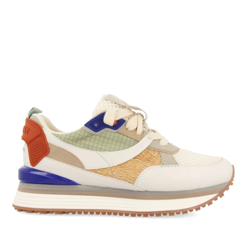 Camapua women's white textured sneakers