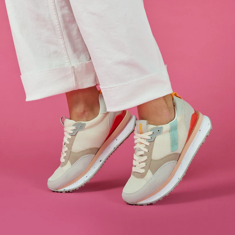Anneot women's white textured sneakers