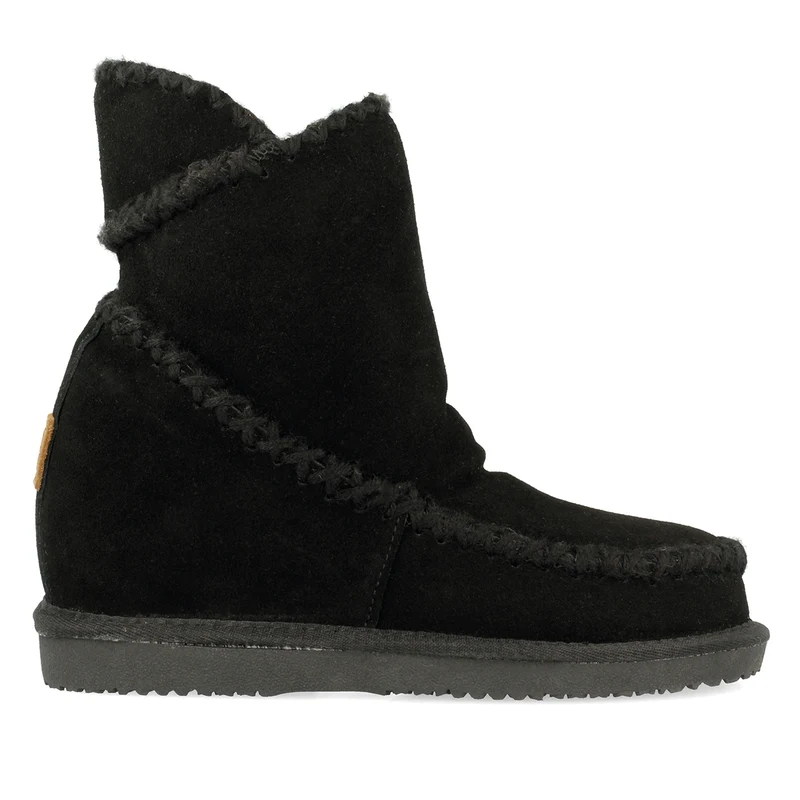 Black leather ankle boots australian style with internal wedge for woman 42114