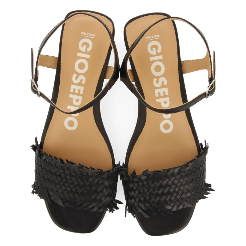 Kourou women's black braided sandals with low heels