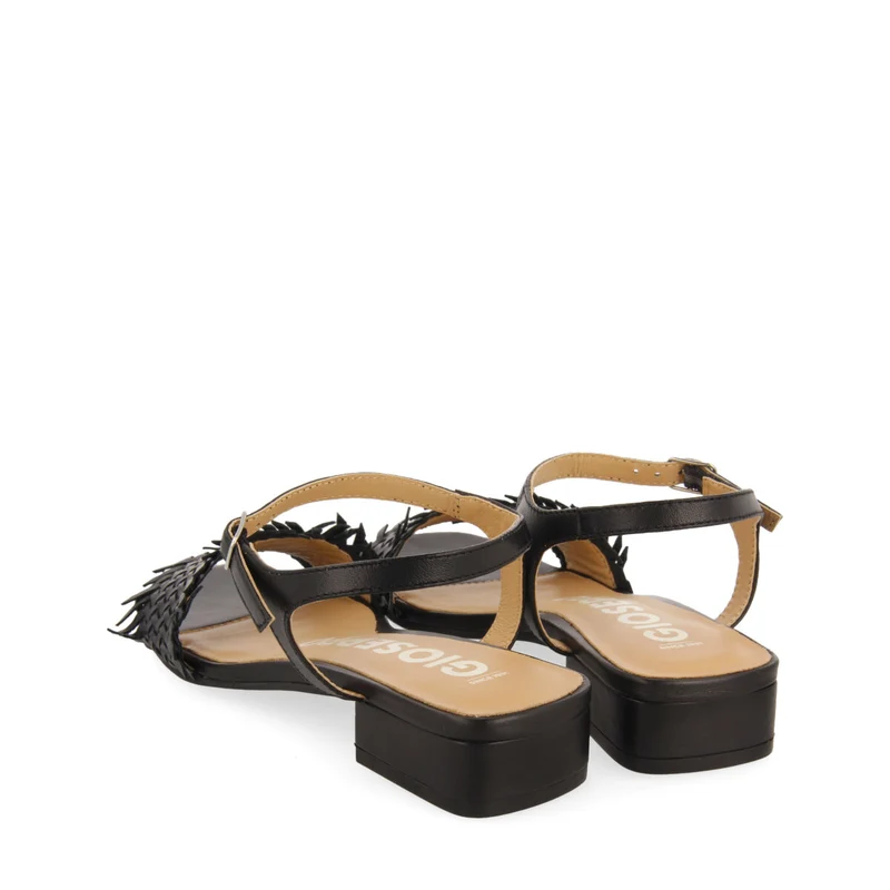 Kourou women's black braided sandals with low heels
