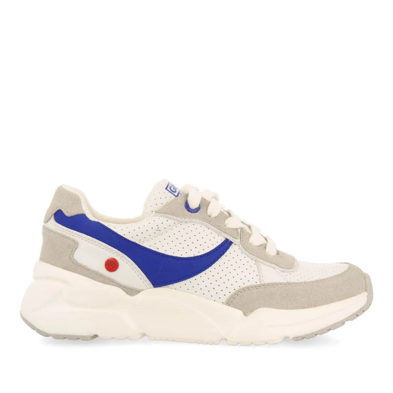 Ilheus boys blue sneakers with chunky soles
