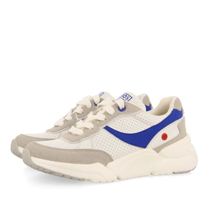 Ilheus boys blue sneakers with chunky soles