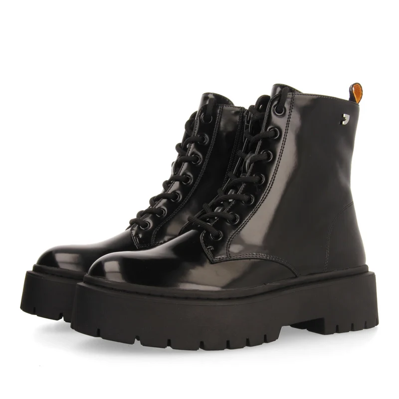 Laussa women's black lace-up biker boots with black double soles