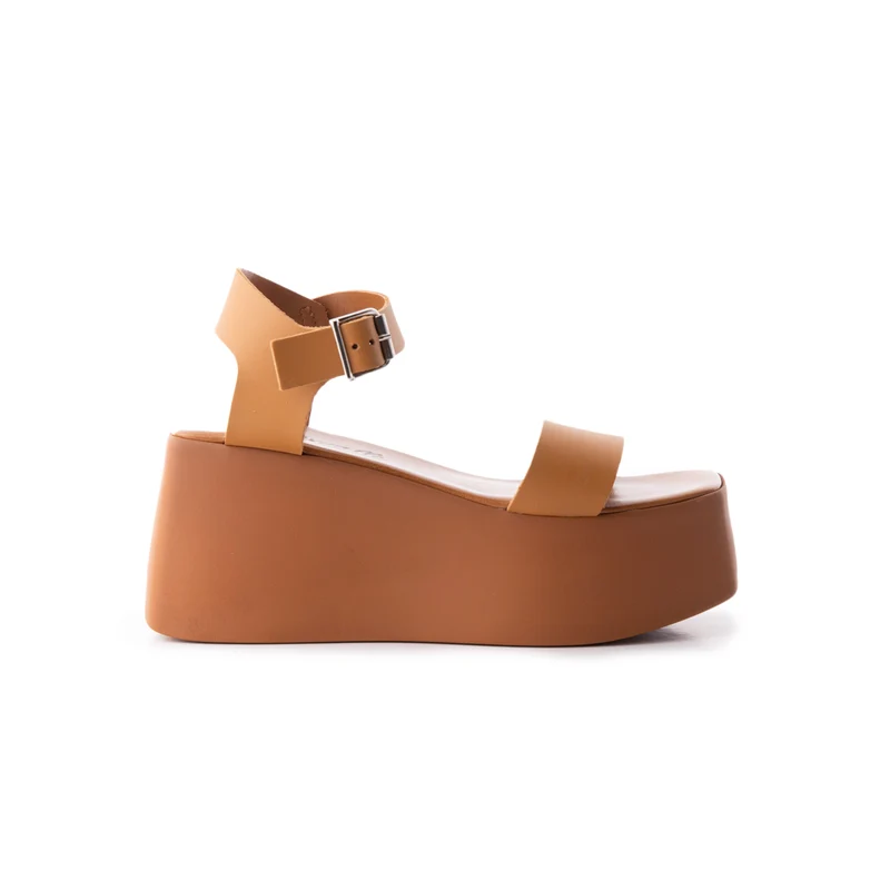 Chaton Tan Leather