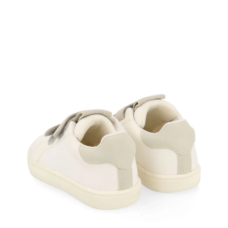 Pindai babies off white sneakers