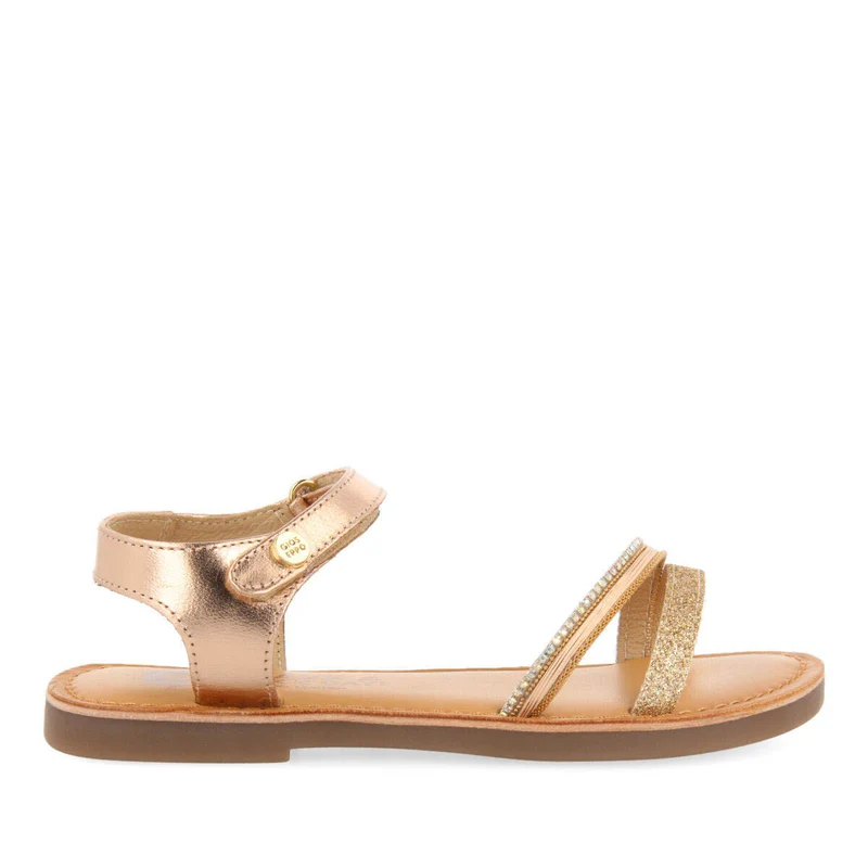 Lucmau girls leather sandals withink details