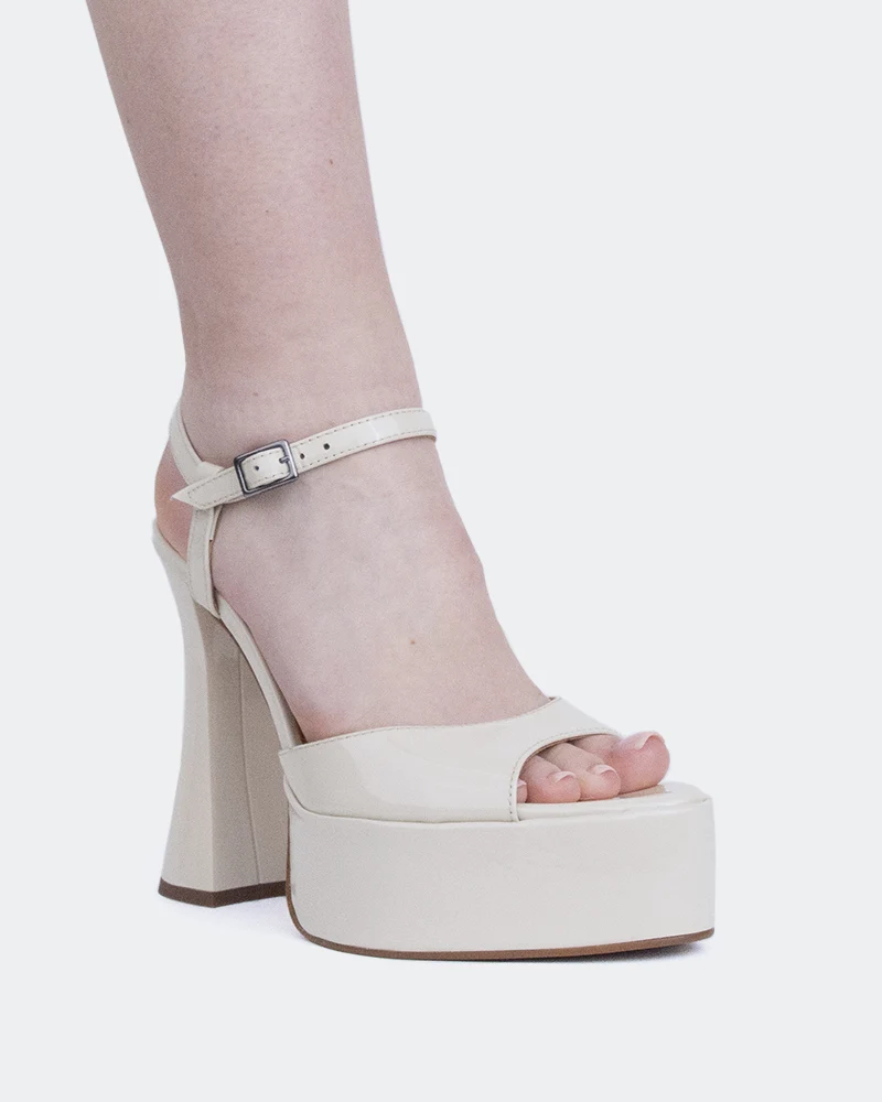 Westwood Off White Patent/Ver.Blanc Cassé
