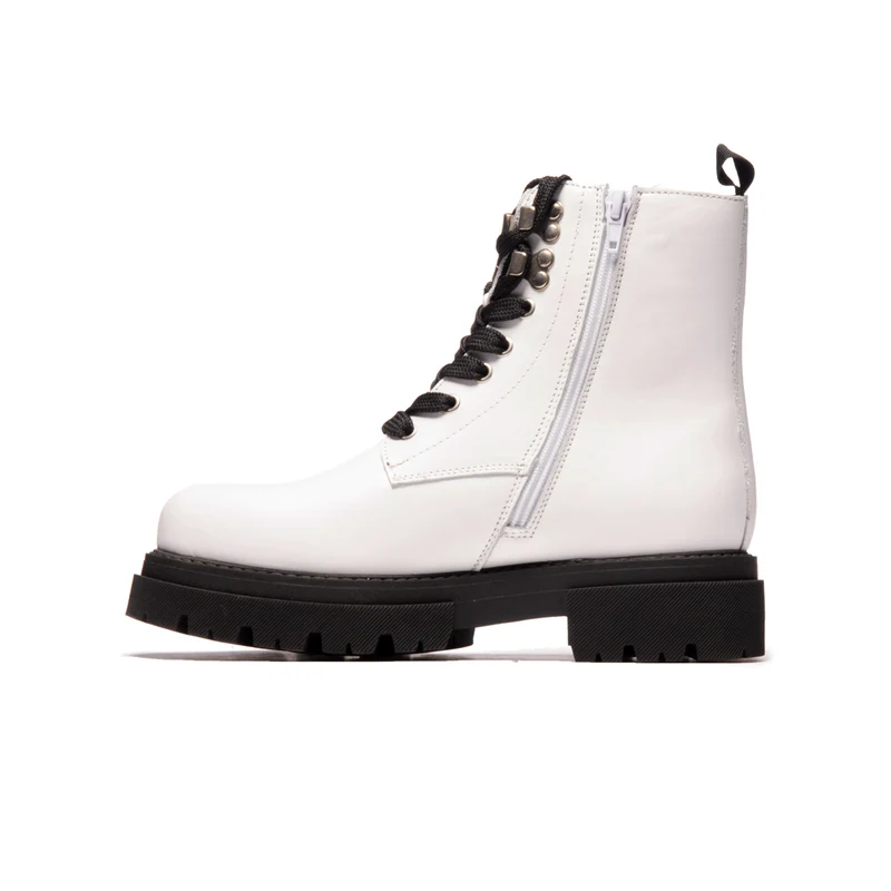 Jarry White Leather