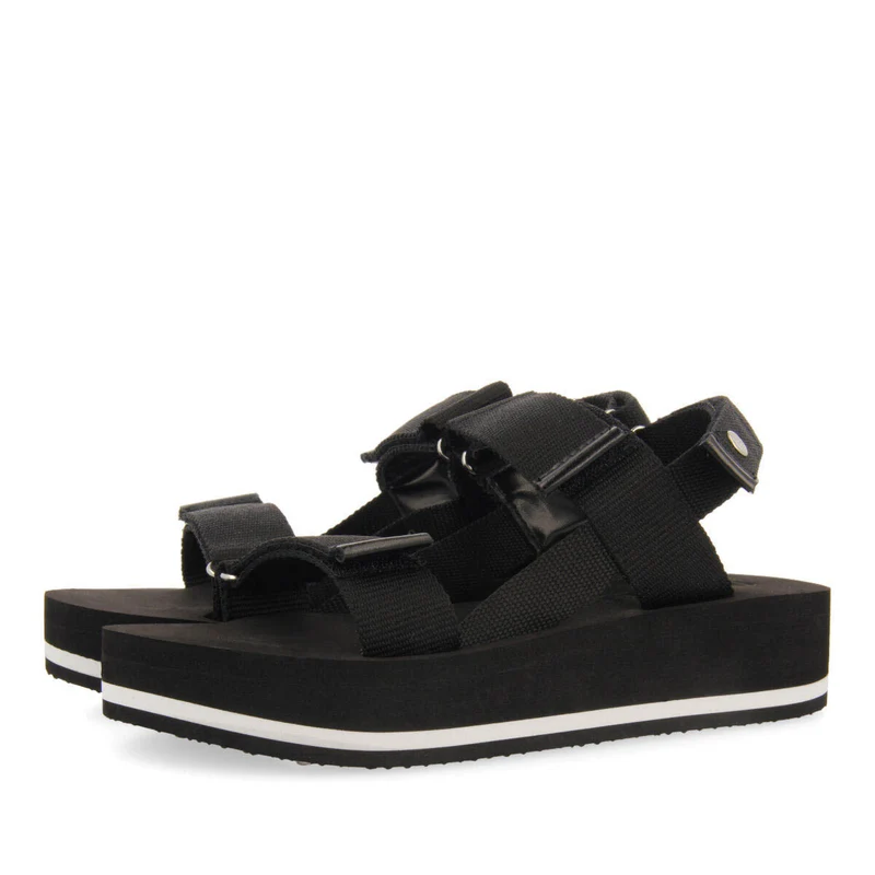 Poxoreu women's black platform sandals with adjustable straps