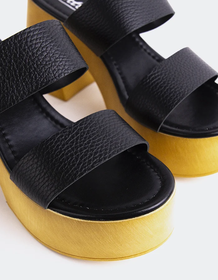 Vyronas Black Leather
