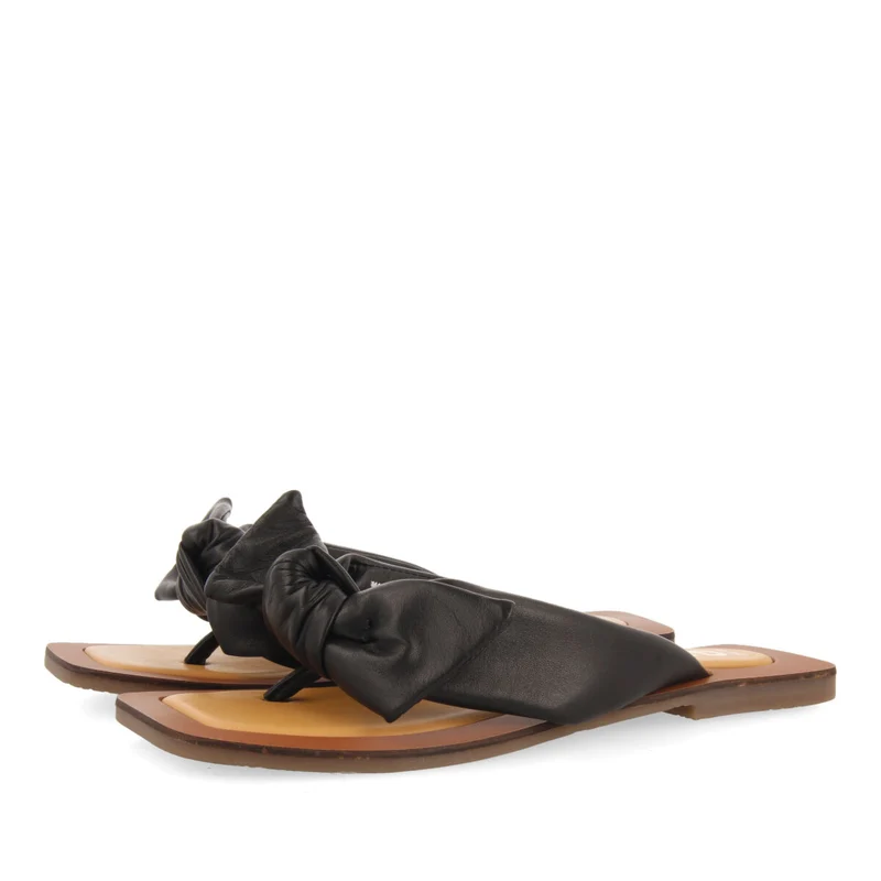 Acucena women's black leather sandals with decorative knots