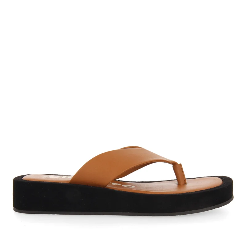 Domats women's sandals with thick soles and a tan strap