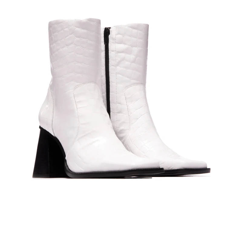 Melana White Croco Leather