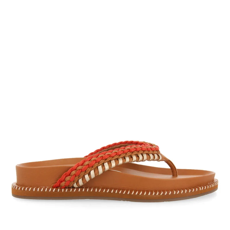 Itaja women's tan sandals with geometric details