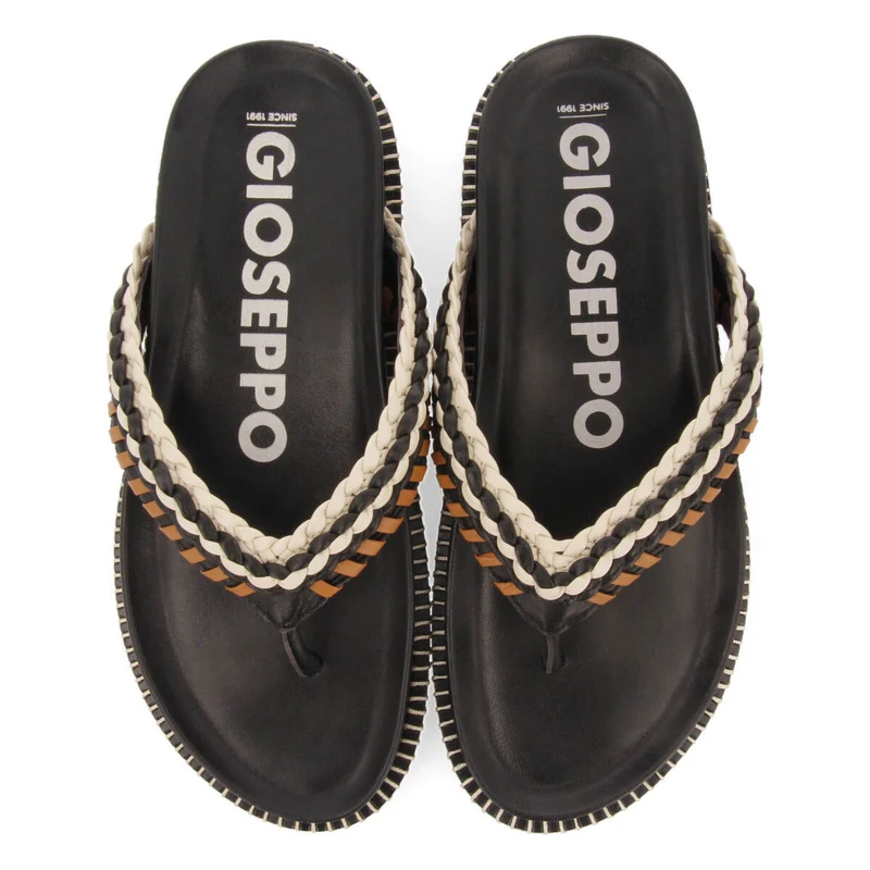 Itaja women's black sandals with geometric details