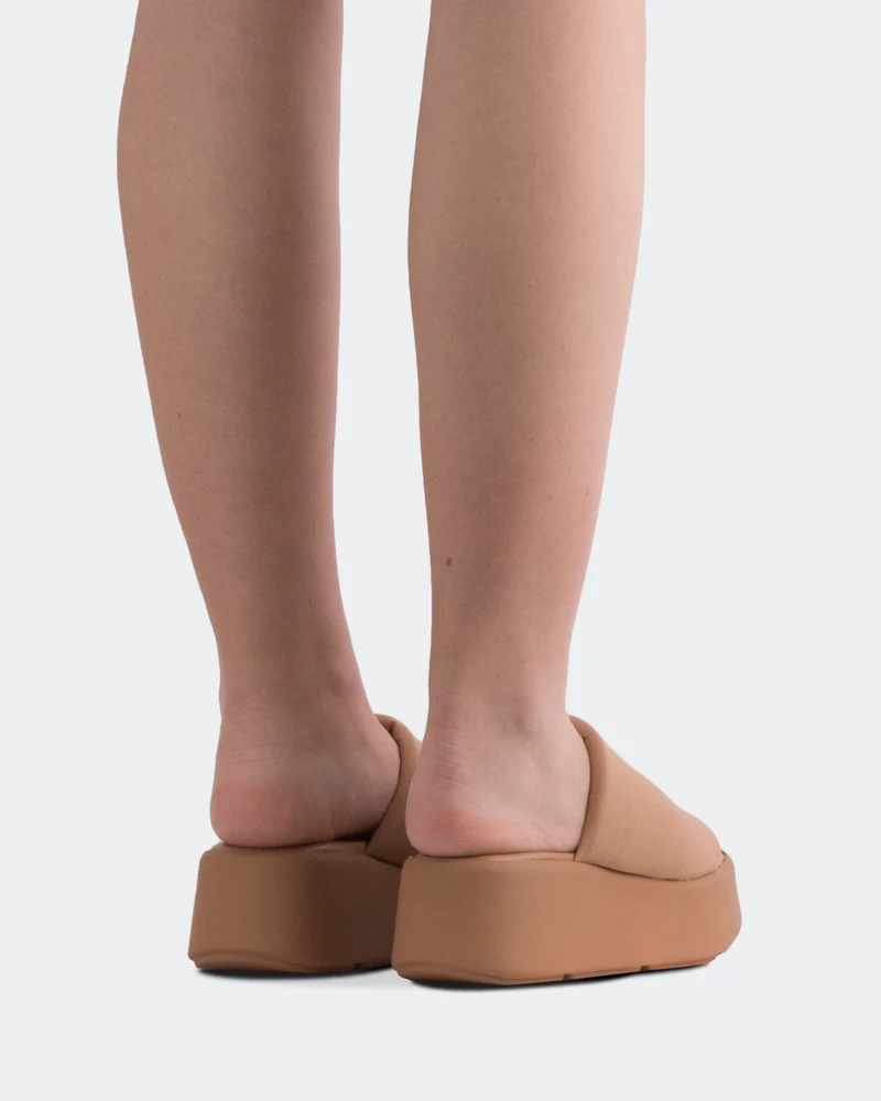 Harlow Nude Puff