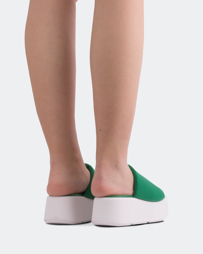 Harlow Green Puff