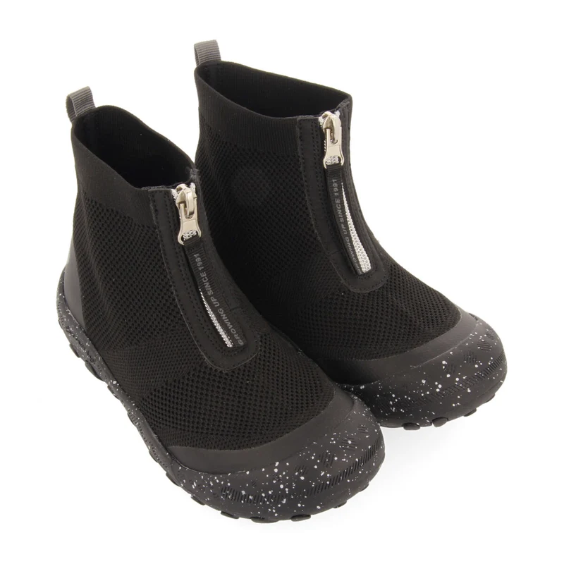 Lowry children's black sock-style hiking sneakers