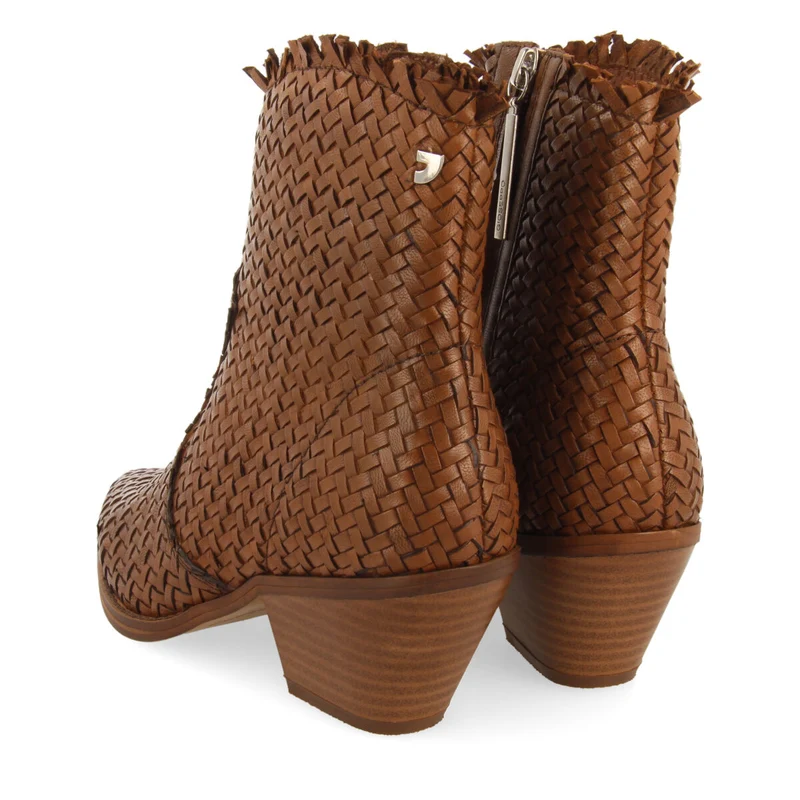 Kokkola women's tan braided leather cowboy boots