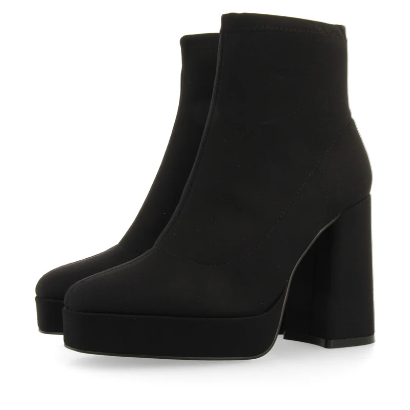 Turenki women's black ankle boots with wide heels and platforms
