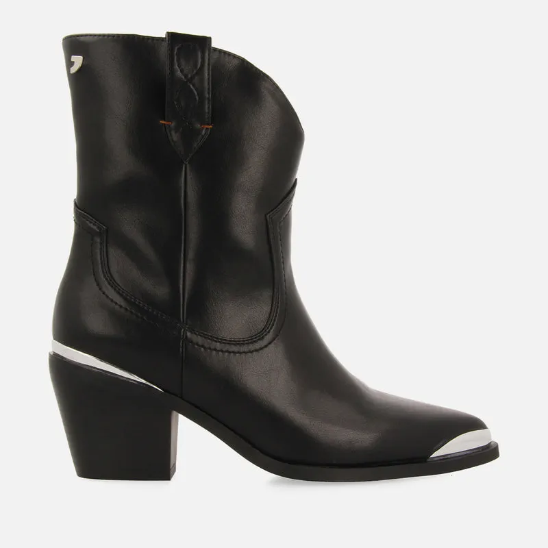Roslyn women's black cowboy boots with metal on the toes and heels