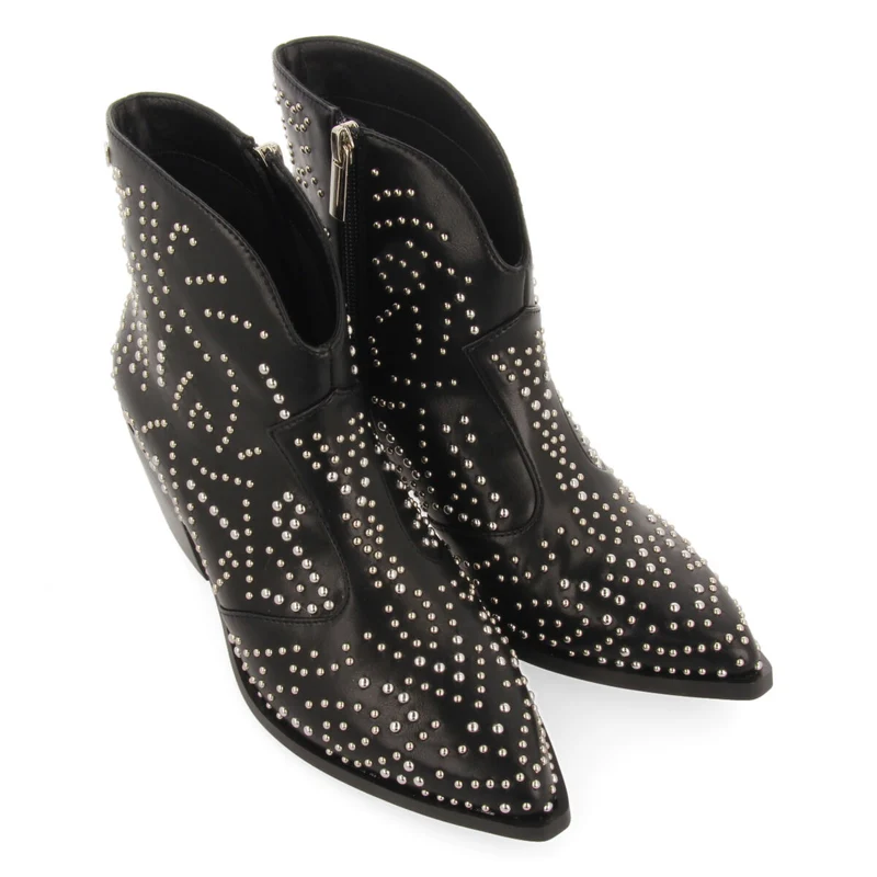 Struer women's black cowboy boots with decorative studs