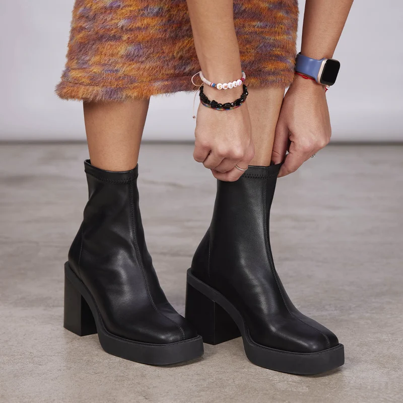 Nyelv women's stretchy black platform boots