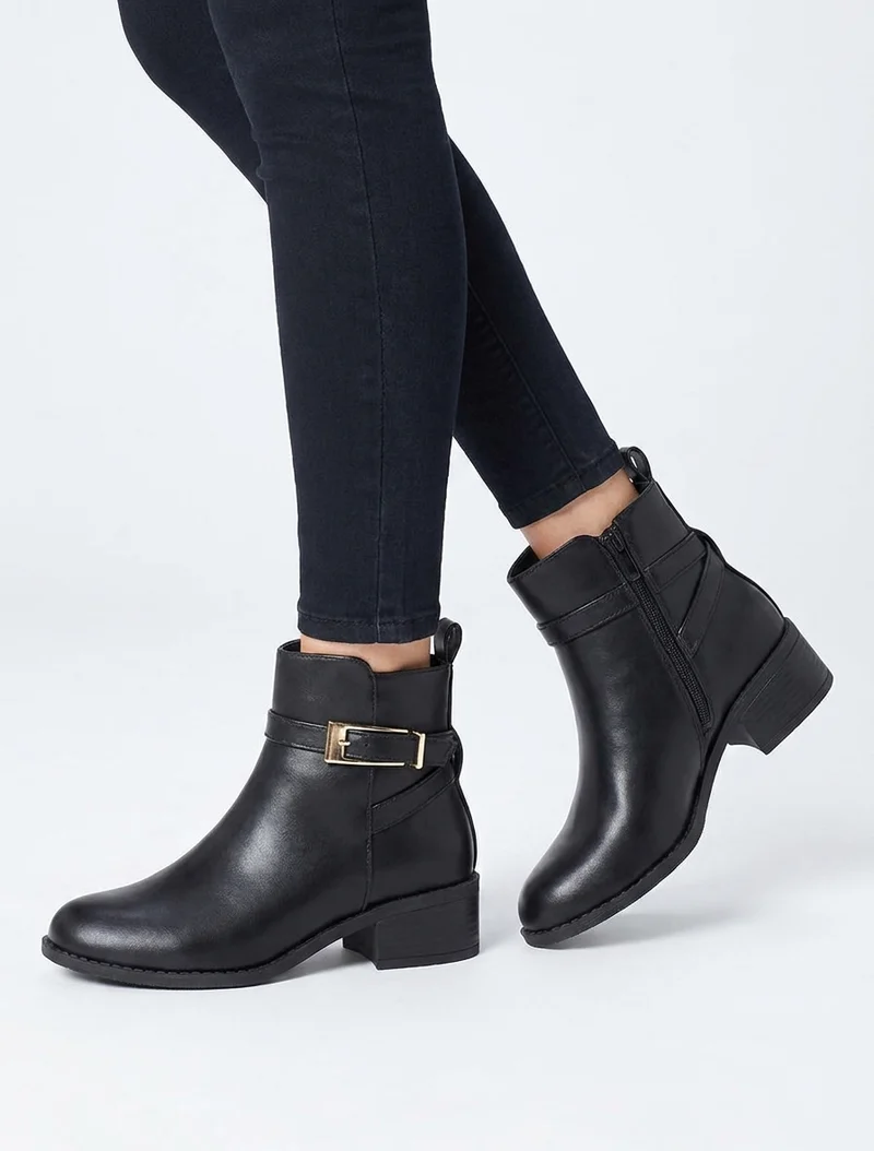 Bottines en simili à sangles - Noir