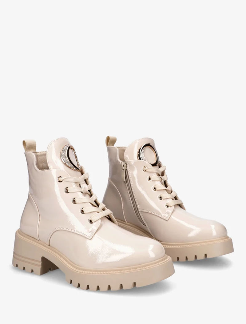 Boots vernies à bijou métal strassé - Beige