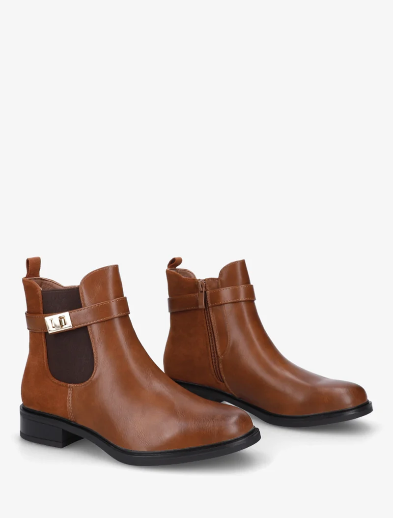 Bottines unies à contrefort en suédine - Camel